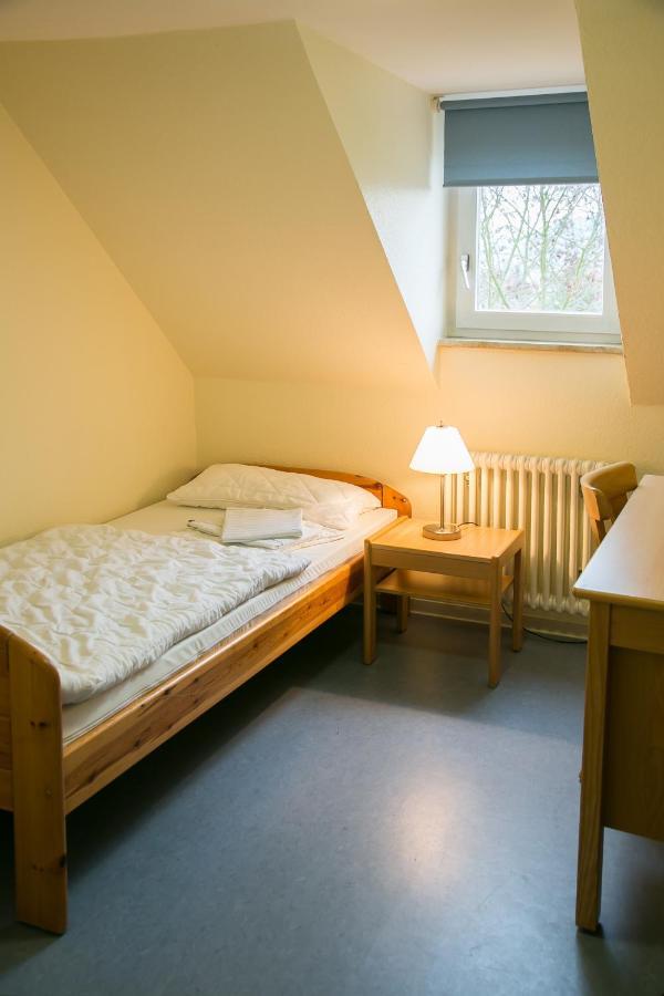 Хостел Jugendhaus St. Kilian Мильтенберг Экстерьер фото